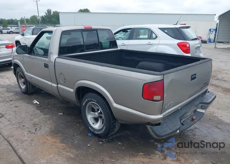 2002 Chevrolet S-10 Ls z USA, uszkodzony, nr VIN 1GCCS145128134412